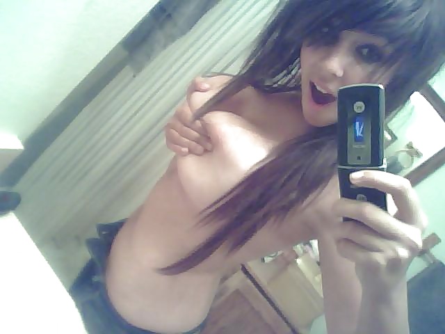 busty young emo scene selfies topless boobs porn pictures