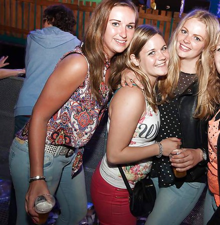dutch party girls