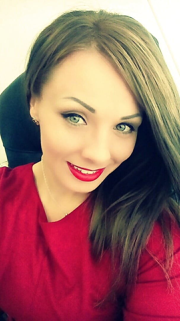 (This cunt loves to suck dick) porn pictures