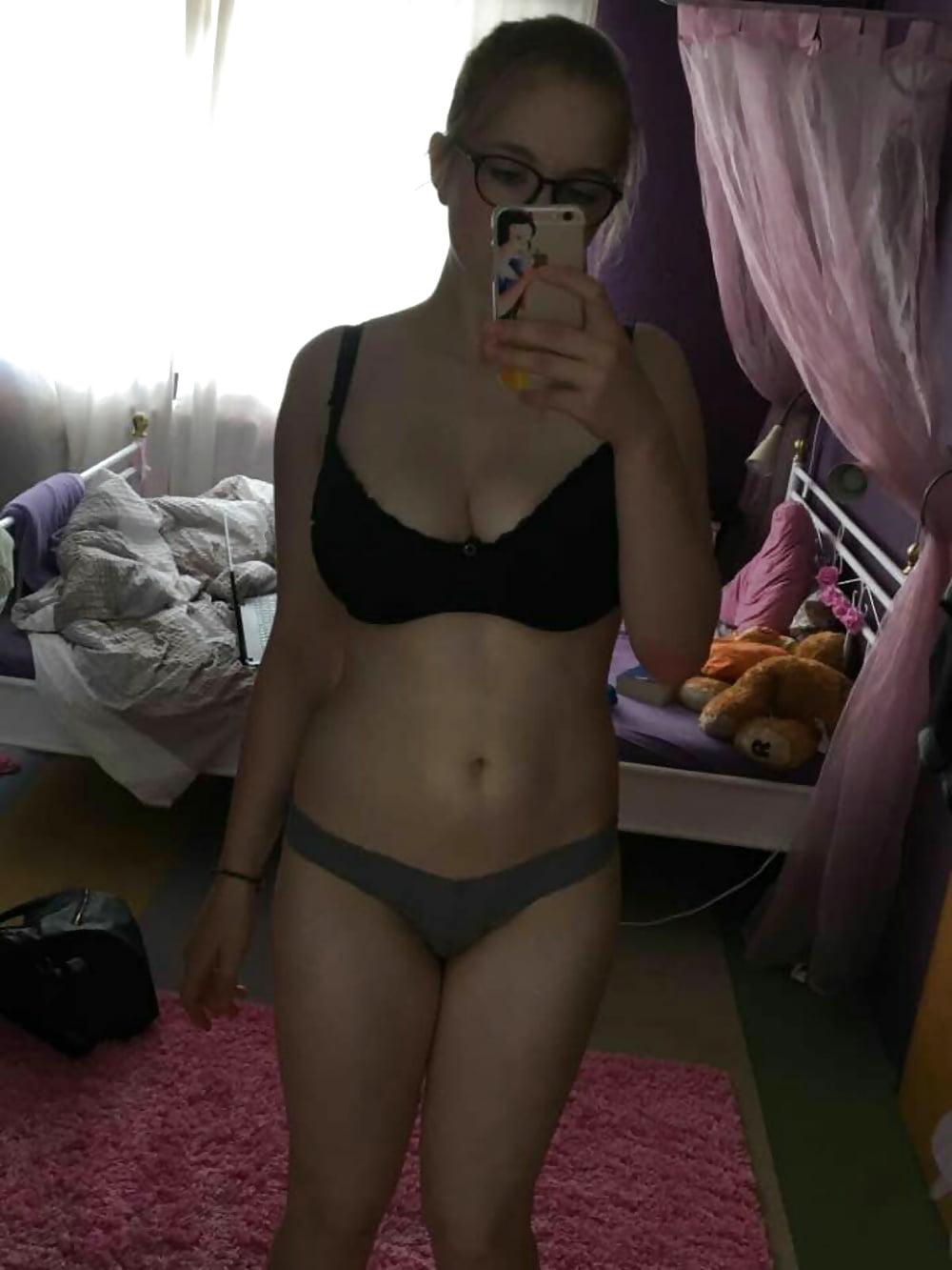 Amatours 166 porn pictures