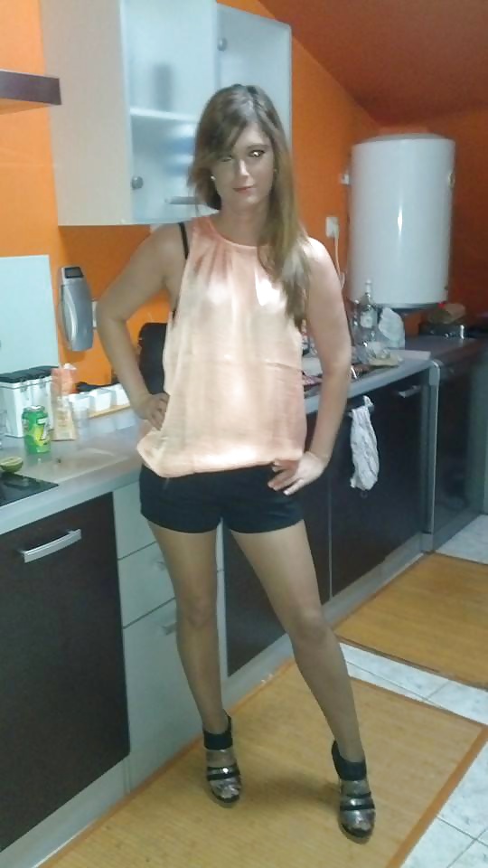 babes!! men will degrade you with comments. porn pictures