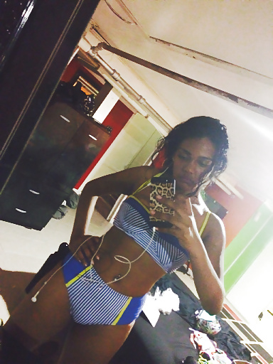 Latina 4 porn pictures