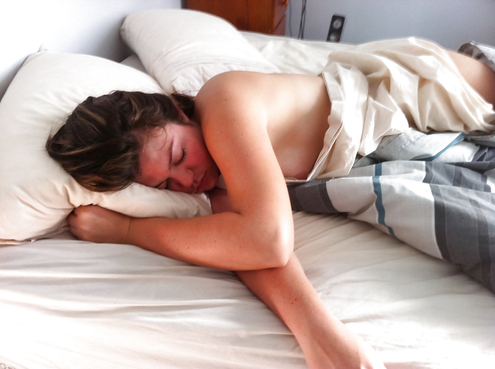 Stupid Crazy Girl Doing Weird Stuff porn pictures