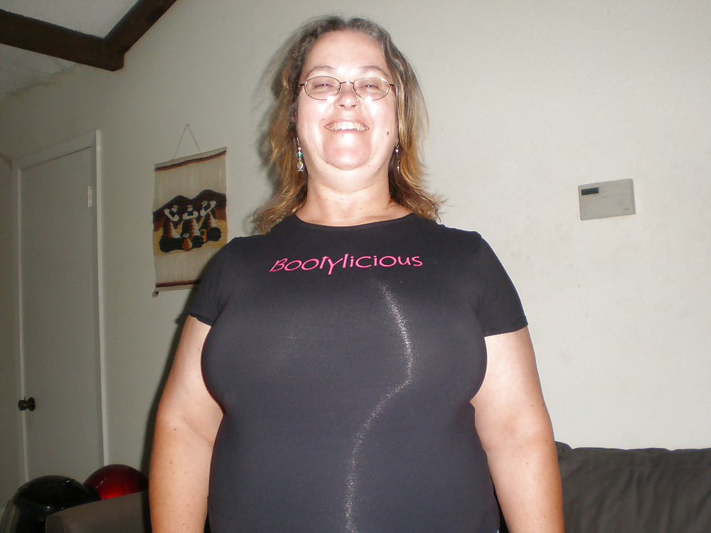 Emailed Pics To Post. Please Comment For Her porn pictures