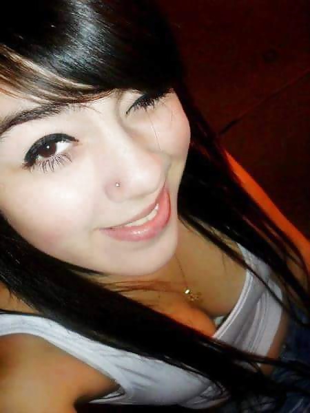 Beautiful & Horny teen # 04 porn pictures