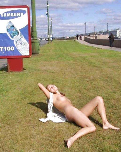 Naked in the city porn pictures