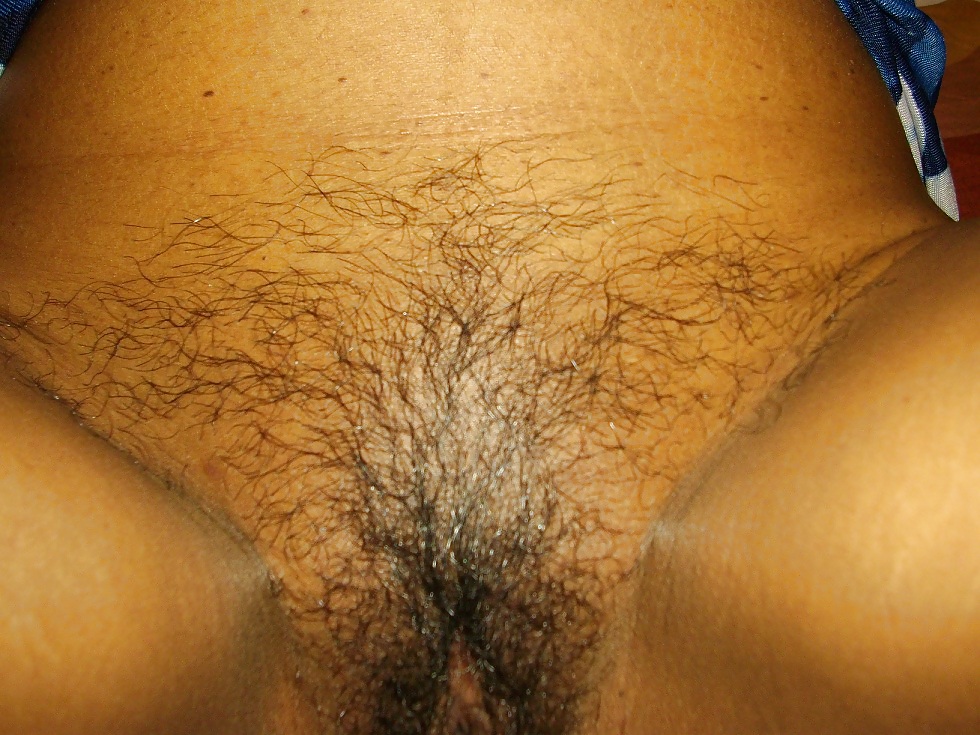 gf's natural hairy pussy porn pictures