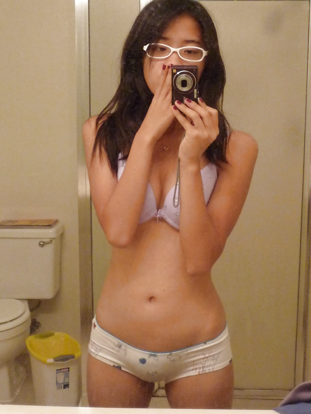 Sexy asian teen with glasses porn pictures