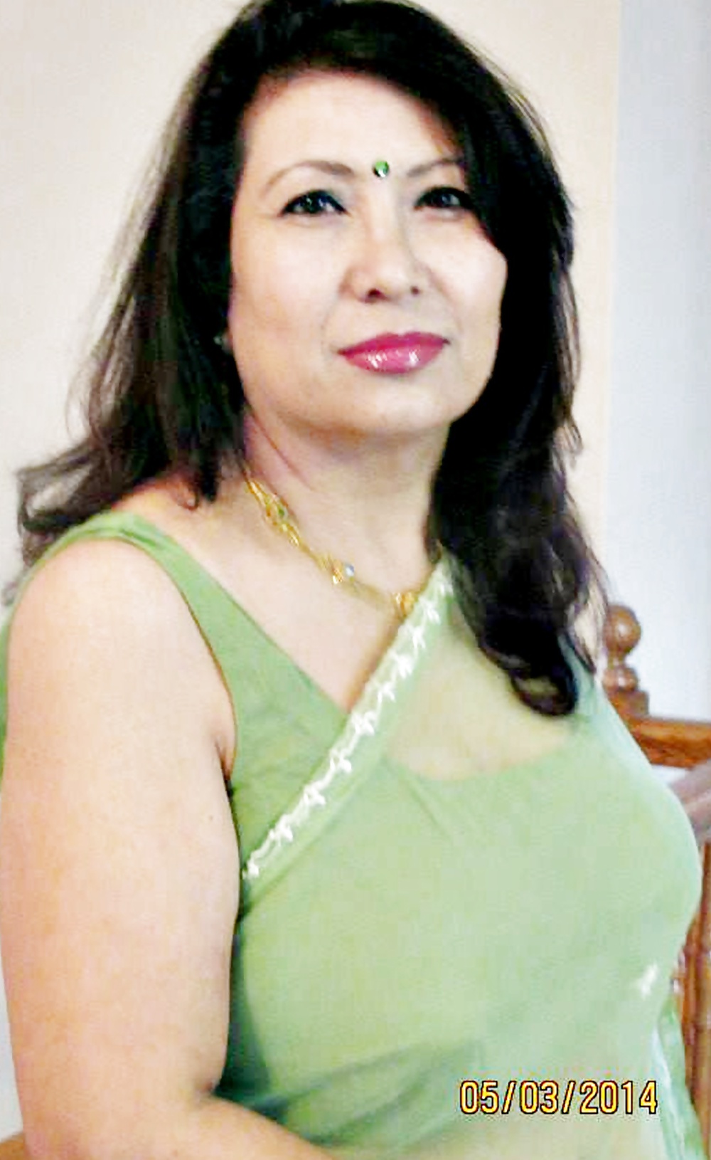 Mrs Deepa Pradhan (nepali milf) porn pictures