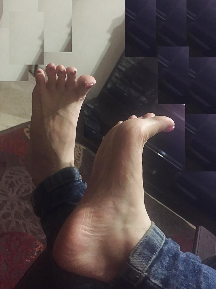 my wife feet and toes porn pictures