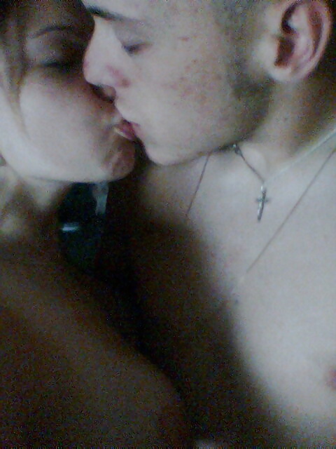 Pretty Amateur Allie porn pictures