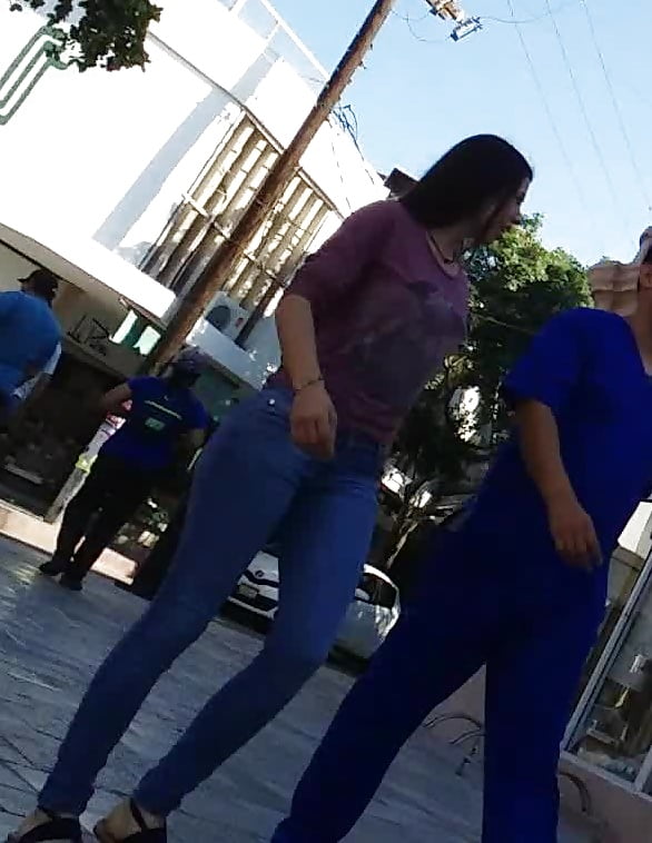 Mexicanas Voyeur streets Candid legs 9 porn pictures