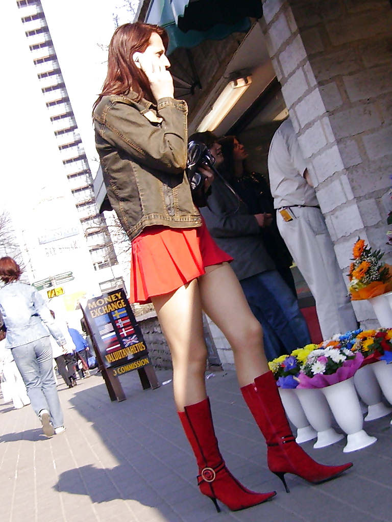 Nylon upskirt - STREET VIEW 11 porn pictures