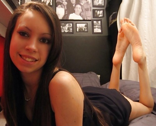 wtf Sexy Teenie Feet reloaded v1.4 porn pictures