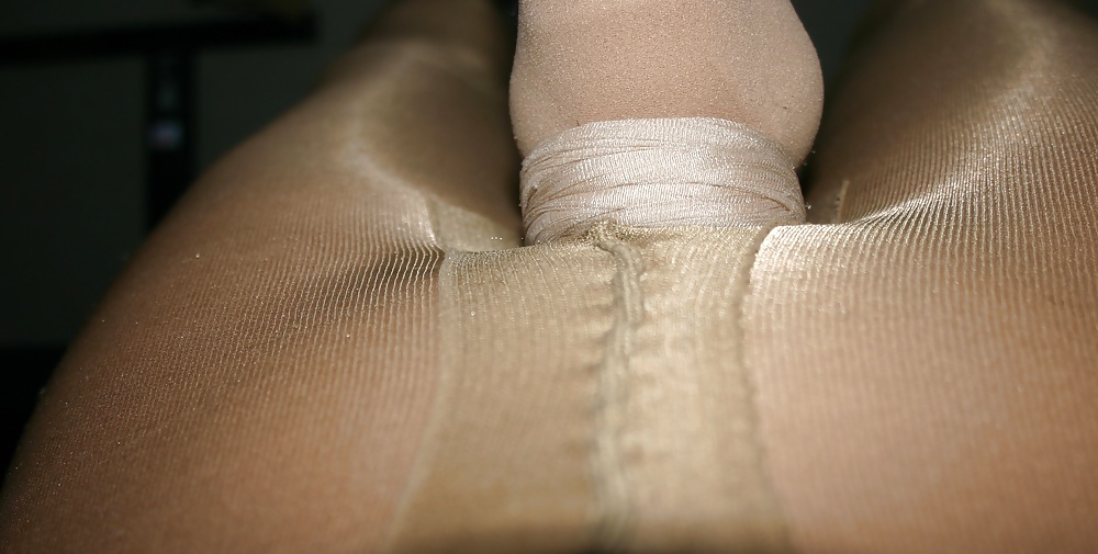 tan pantyhose sheath porn pictures