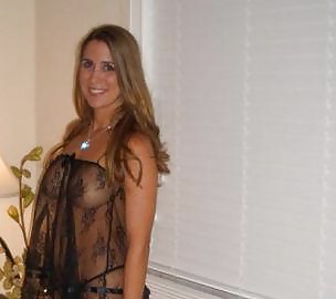 Hot Amateurs 17 porn pictures