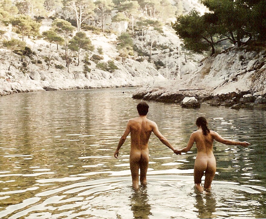 Naked master bateing skinny dipping, veggy in my pussy