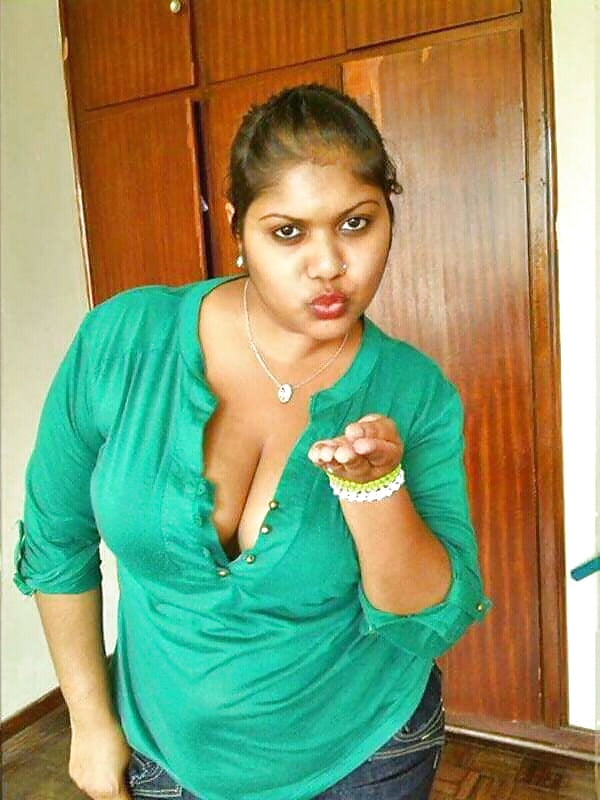 Desi Super Fine Bhabi