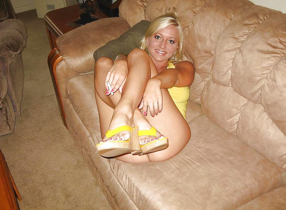 Myspace slutty blond trader. porn pictures
