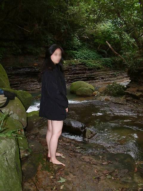Chinese wife exposure outdoor porn pictures