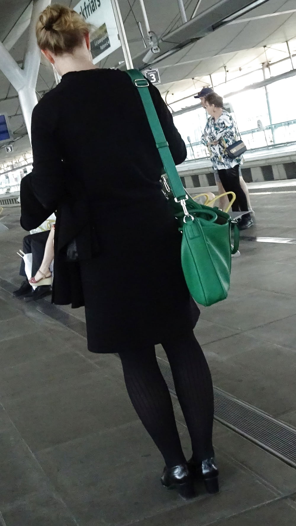 Candid Street Pantyhose - Brit Cunt at the Station porn pictures