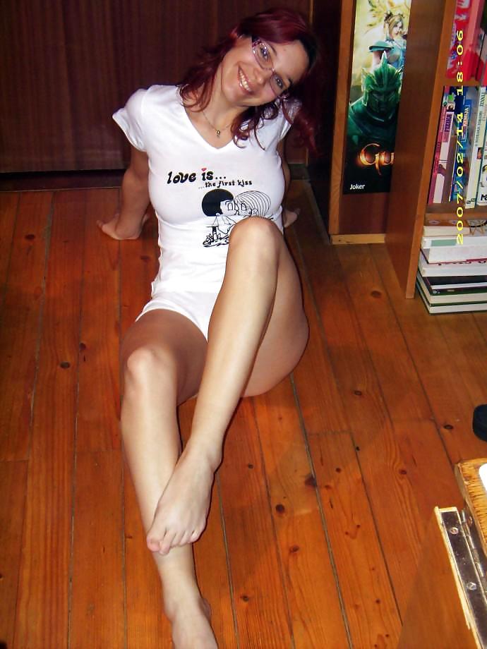 BEAUTIFUL REDHEAD porn pictures