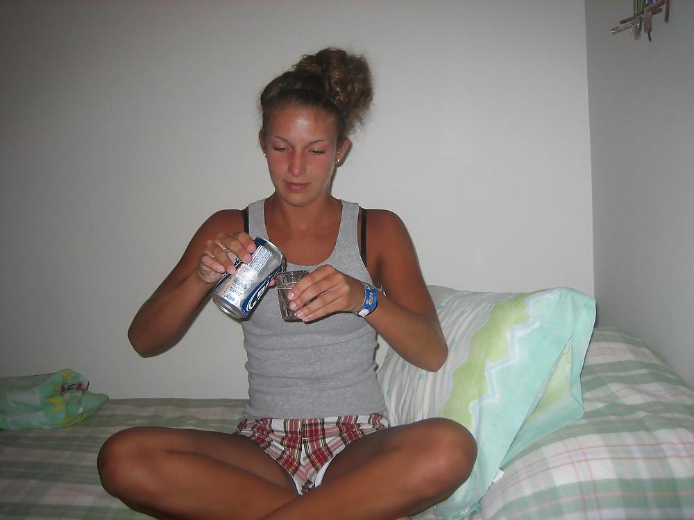 Upskirts Upshorts 17 porn pictures