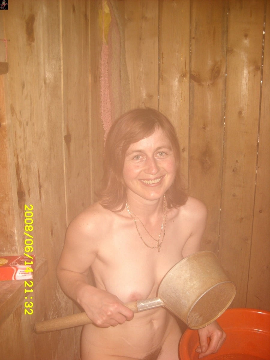 Candid Wife In The Sauna Trinolla