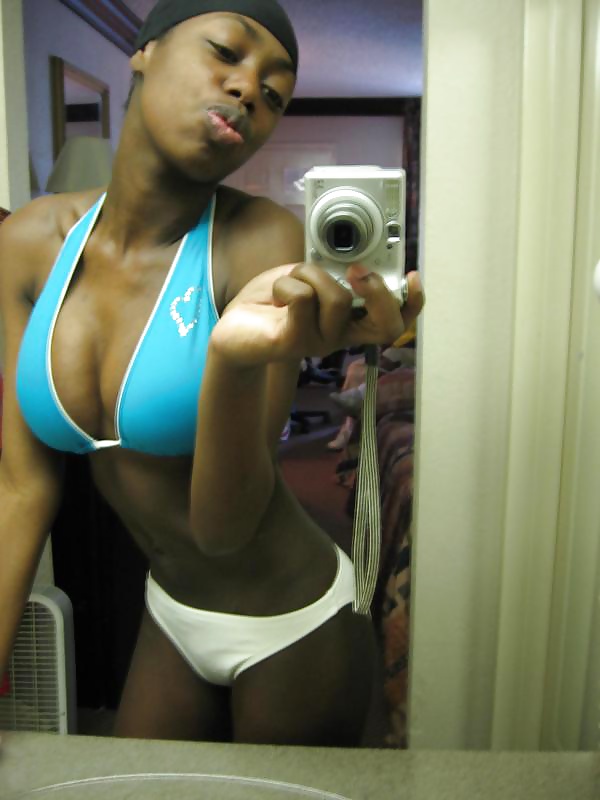 Real Homemade Ebony Teen porn pictures