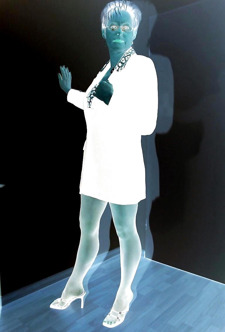 Coffee Shop Ladies (Discreet) porn pictures