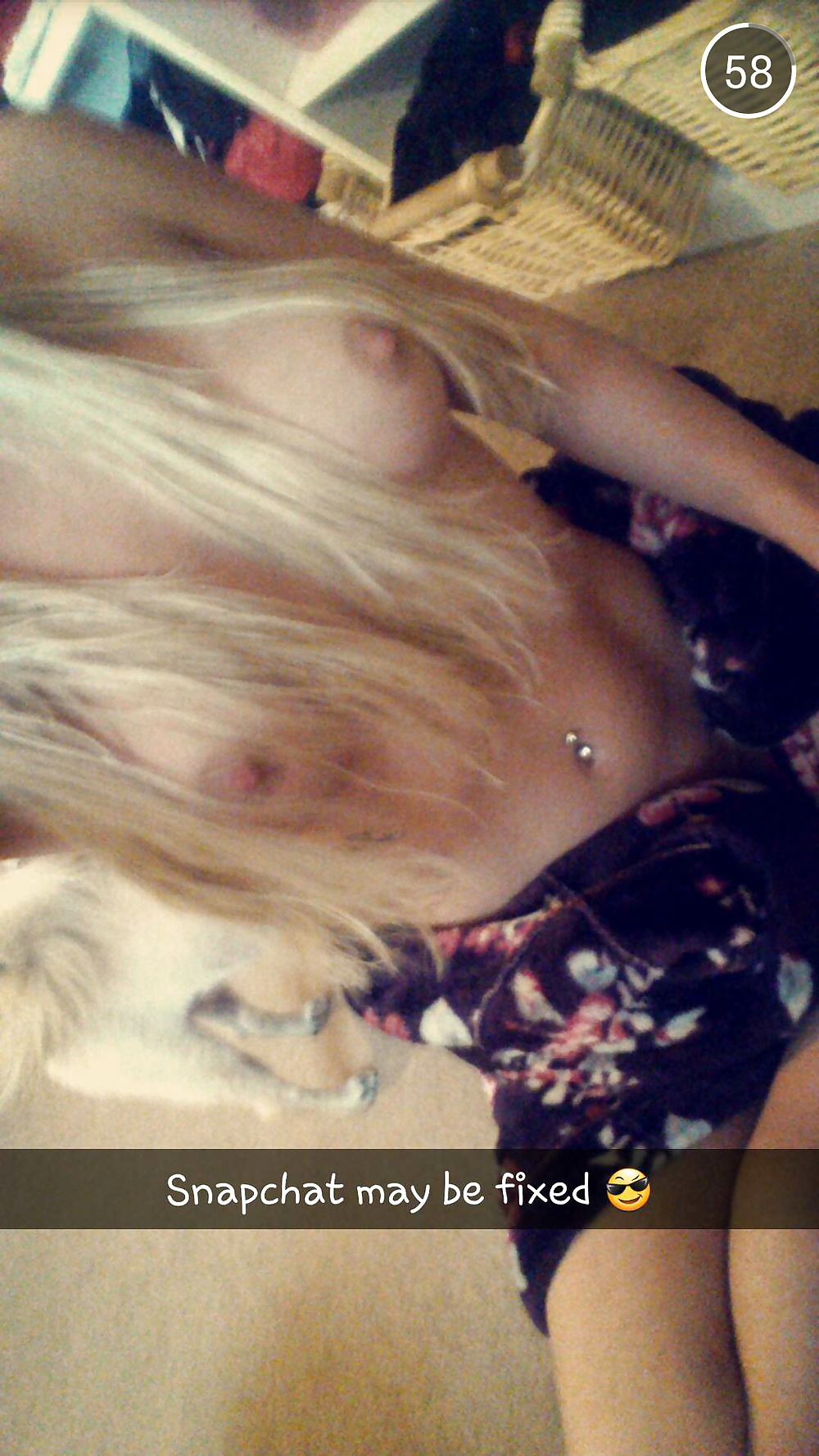 Snapshot babes 4 porn pictures