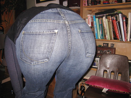 girlfriend's ass in jeans