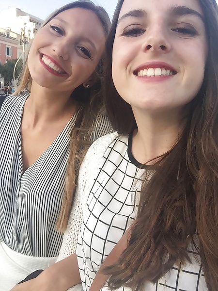 Brune & Her Friends porn pictures