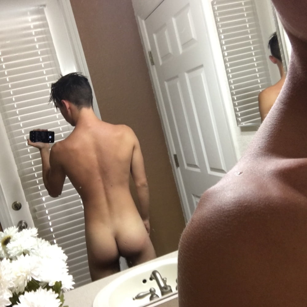 Post sex butt selfie