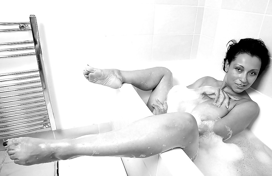 Erotic Bathtub Babes - Session 3 porn pictures