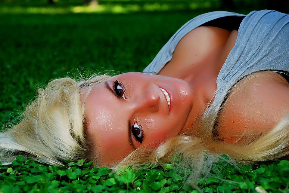 beautiful girls who needs a real BBC porn pictures