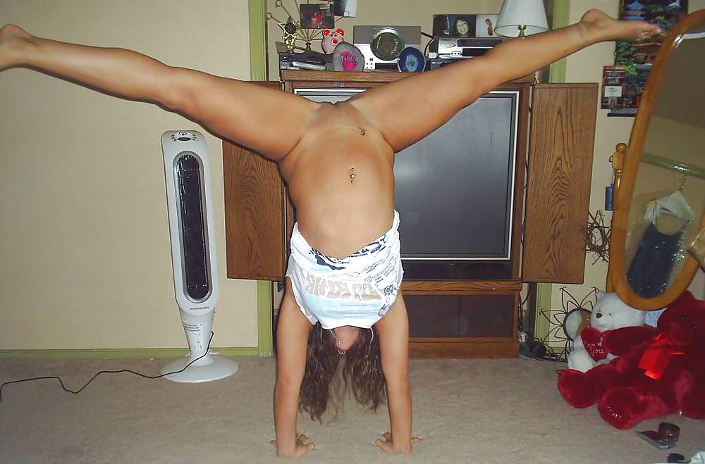 See through,upskirts, flashing, nip slip, ect 9 porn pictures