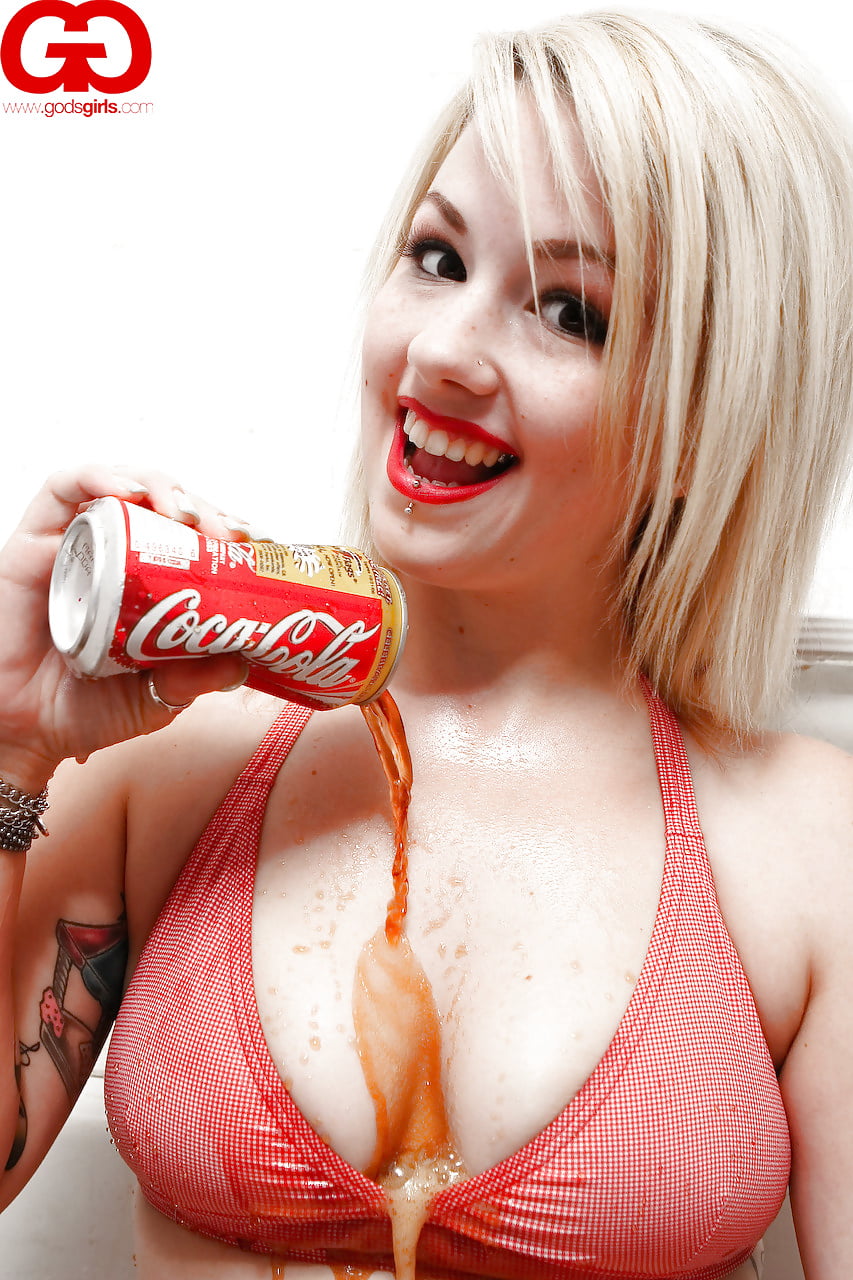 CocaCola from web - 21 Pics 