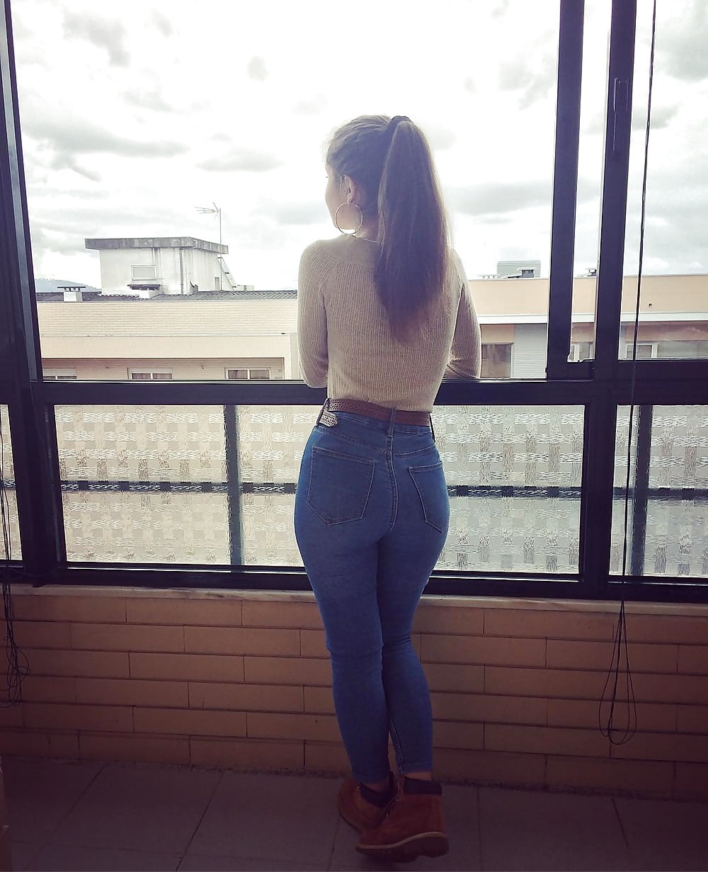Big Ass Teen Diana porn pictures