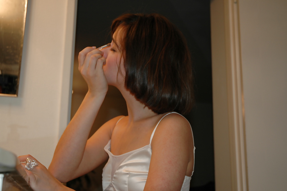 brunette teen porn pictures