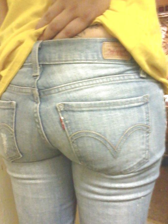 Pregnant FB MILF porn pictures