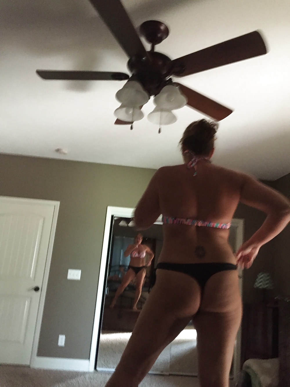 Bikini Wife porn pictures