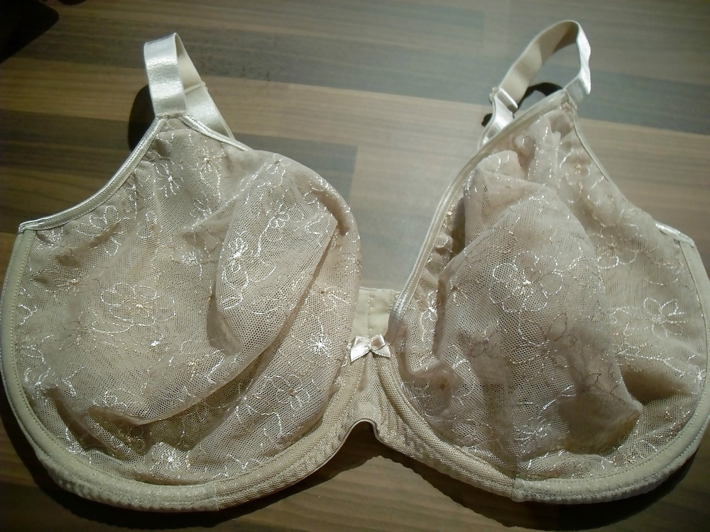 Bra shot porn pictures