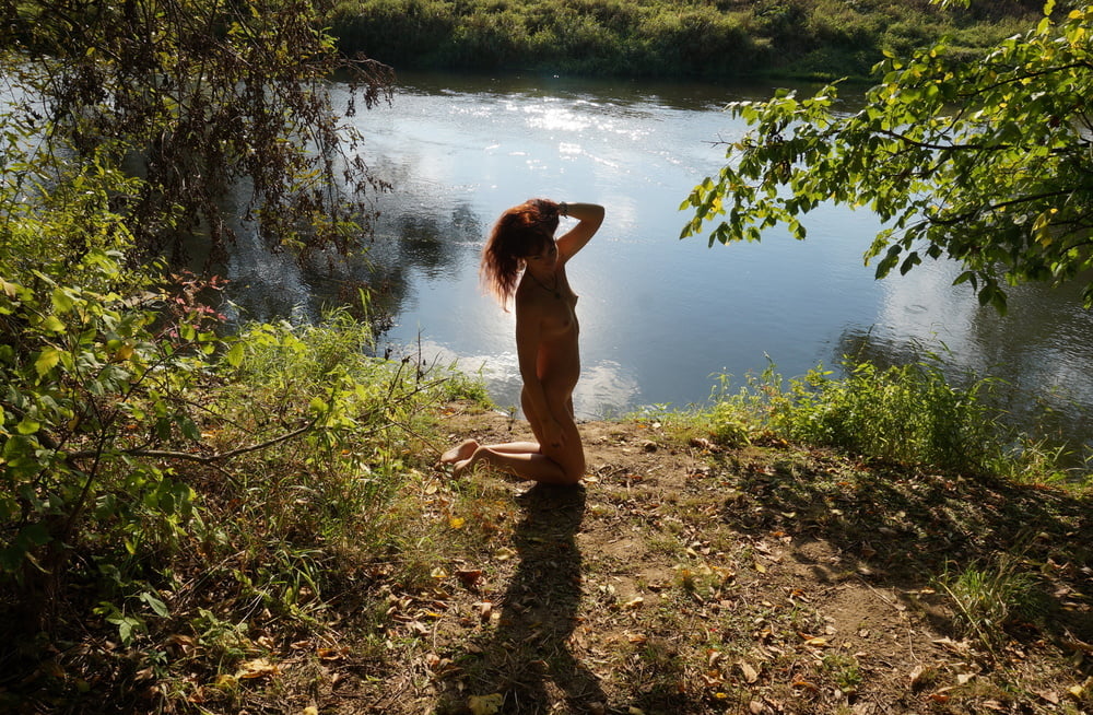 Play With Sun In Derzha-river