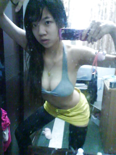 Amateur Asian Teens porn pictures