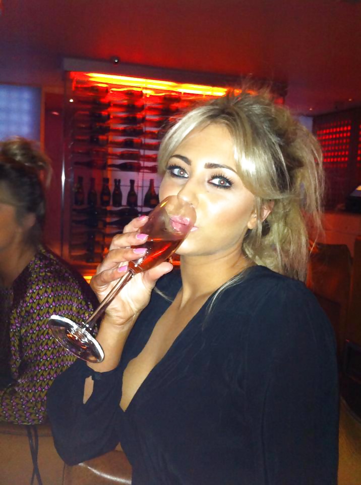 UK girls Loco porn pictures