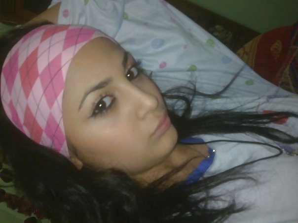 Arab.Hijab.Beurette 4 porn pictures