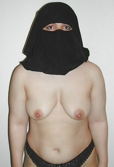Hijab and Nikab Girls porn pictures