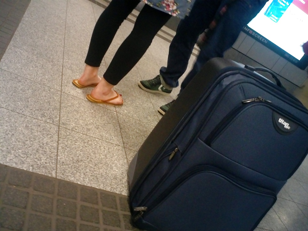 candid voy feet porn pictures