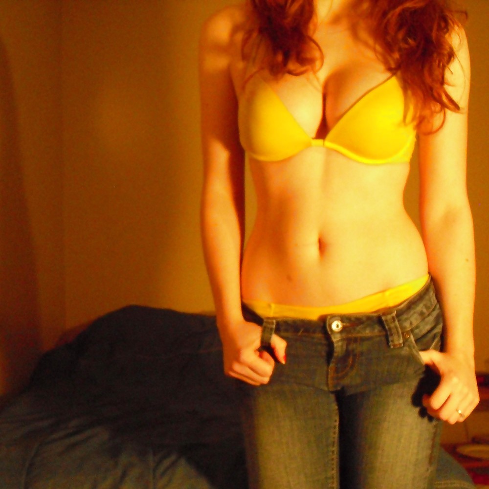 Incredibly Hot Teen Redhead porn pictures